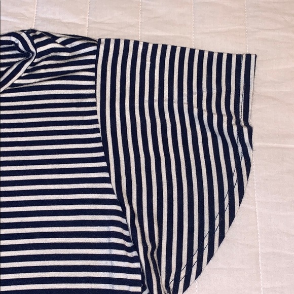 Stripped Top flowy sleeves - Picture 2 of 3